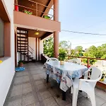 Flory De Inchiriat 3*
