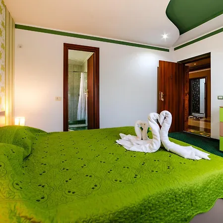 Flory De Inchiriat Gasthuis Eforie Nord