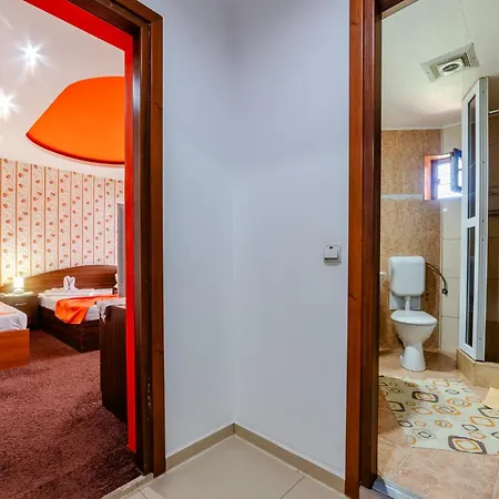 Gasthuis Flory De Inchiriat 3*