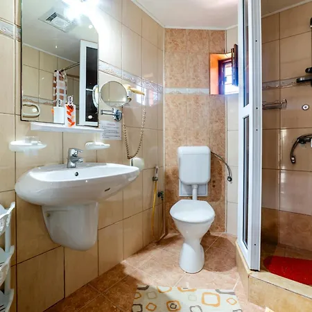 Flory De Inchiriat 3* Eforie Nord