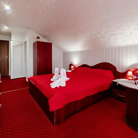 Gasthuis Flory De Inchiriat 3*