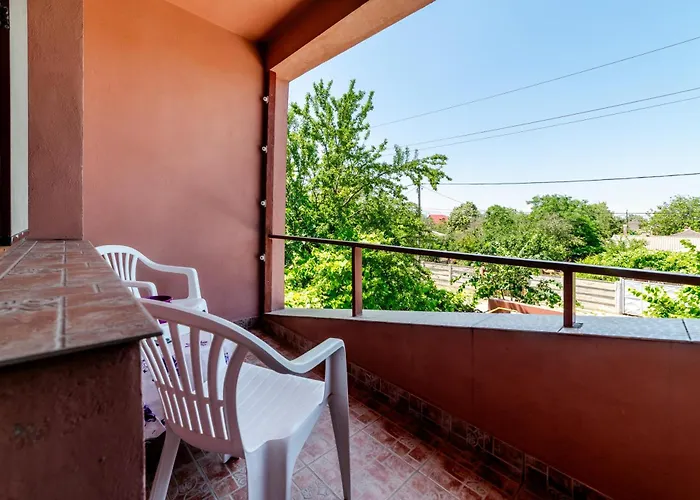 Flory De Inchiriat Pensiune Eforie Nord