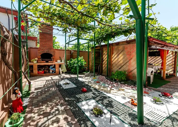 Flory De Inchiriat 3*