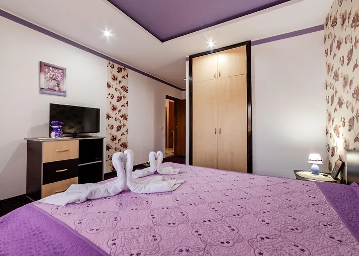 Flory De Inchiriat Pensiune 3*